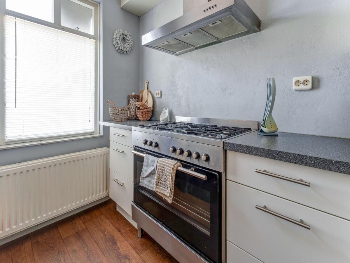 Beautiful Apartment In City Center Leeuwarden Esterno foto